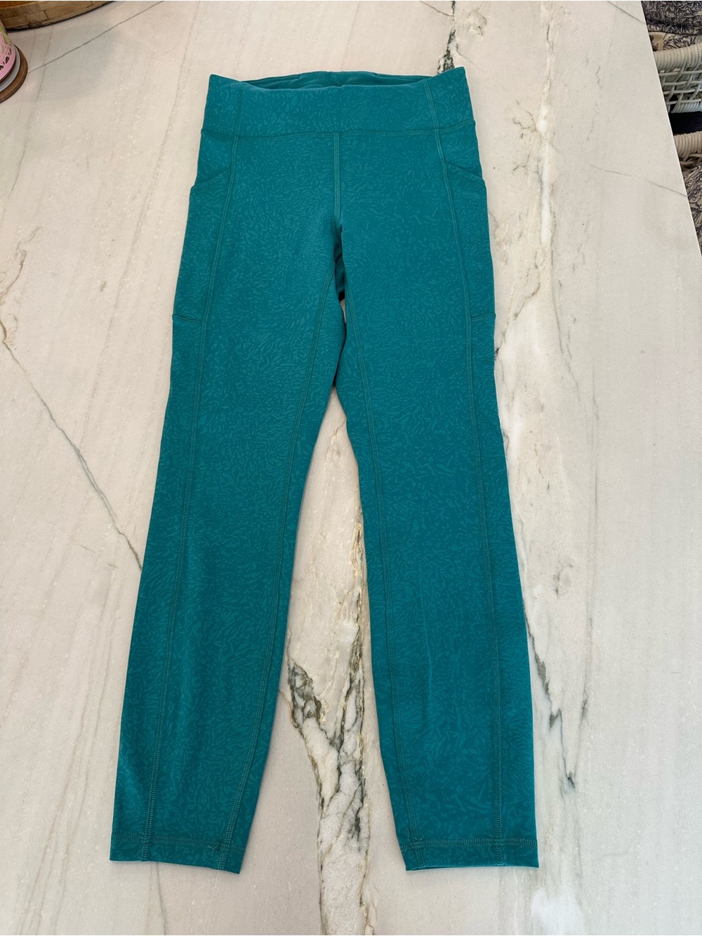 Lululemon Women's Invigorate HR
Tight 25" LW5DMOS Crtl Crunch Teal
Lagoon